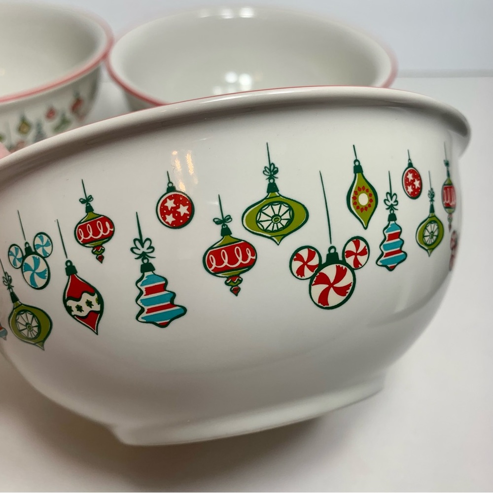 Disney Holiday 4 bowls collection set of 4  ceramic bowls.